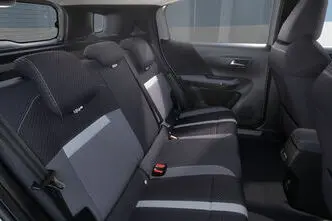 Opel Frontera, 1.2, 74 kW, гибрид, автомат