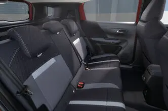 Opel Frontera, 1.2, 74 kW, гибрид, автомат