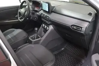 Dacia Sandero, 1.0, 67 kW, benzīns, manuālā, priekšējā piedziņa