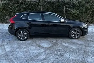 Volvo V40, 2.0, 88 kW, diesel, manual, front-wheel drive
