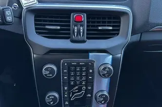 Volvo V40, 2.0, 88 kW, diesel, manual, front-wheel drive