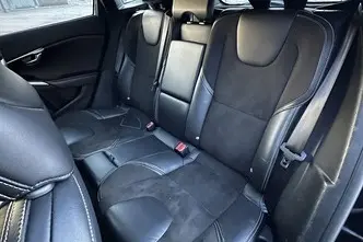 Volvo V40, 2.0, 88 kW, diesel, manual, front-wheel drive