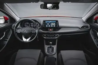 Hyundai i30, 1.4, 103 kW, bensiin, automaat, esivedu