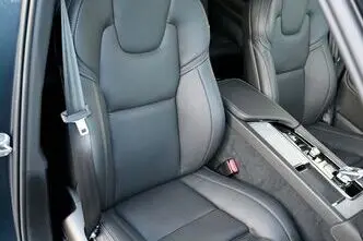 Volvo XC90, 2.0, 335 kW, petrol, automatic, four-wheel drive