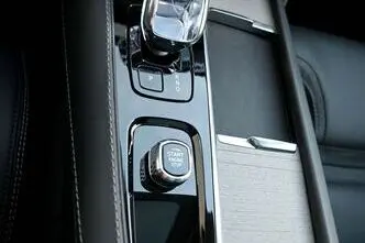 Volvo XC90, 2.0, 335 kW, petrol, automatic, four-wheel drive