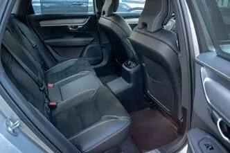 Volvo V90, 2.0, 335 kW, plug-in hybrid, automatic, four-wheel drive