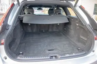 Volvo V90, 2.0, 335 kW, plug-in hybrid, automatic, four-wheel drive