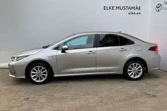 Toyota Corolla, 1.8, 72 kW, hübriid, automaat, esivedu