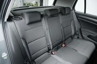 Volkswagen Golf, 1.4, 92 kW, bensiin, automaat, esivedu