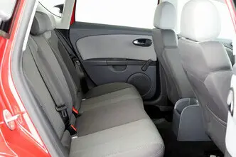 SEAT Leon, 1.6, 75 kW, petrol, manual, front-wheel drive