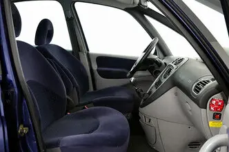 Citroën Xsara Picasso, 1.6, 80 kW, petrol, manual, front-wheel drive