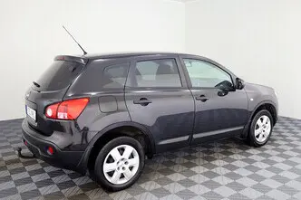 Nissan Qashqai, 2.0, 104 kW, petrol, manual, front-wheel drive