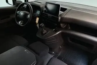 Toyota Proace City, 1.5, 75 kW, diesel, manual, front-wheel drive