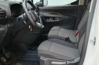 Toyota Proace City, 1.5, 75 kW, diesel, manual, front-wheel drive