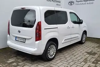 Toyota Proace City, 1.5, 96 kW, diesel, automatic, front-wheel drive