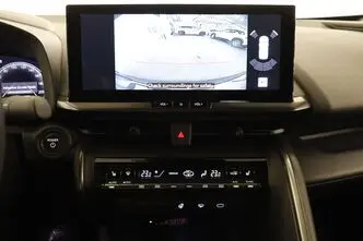 Toyota C-HR, 1.8, 72 kW, hybrid, automatic, front-wheel drive