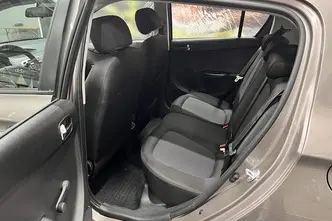 Hyundai i20, 1.2, 63 kW, petrol, manual, front-wheel drive