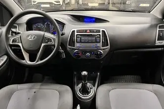 Hyundai i20, 1.2, 63 kW, petrol, manual, front-wheel drive