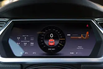 Tesla Model S, 69 kW, electric, rear-wheel drive