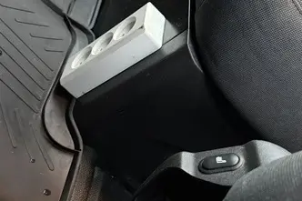 Ford Transit Custom, 2.0, 96 kW, diesel, manual, front-wheel drive