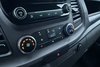 Ford Transit Custom, 2.0, 77 kW, diesel, manual, front-wheel drive