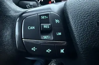 Ford Transit Custom, 2.0, 77 kW, diesel, manual, front-wheel drive