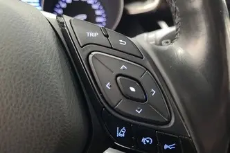 Toyota C-HR, 1.8, 90 kW, hybrid, automatic, front-wheel drive