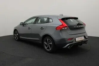 Volvo V40, 2.0, 88 kW, diesel, manual, front-wheel drive
