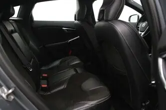 Volvo V40, 2.0, 88 kW, diesel, manual, front-wheel drive