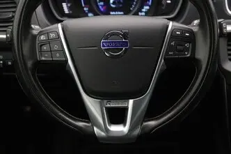 Volvo V40, 2.0, 88 kW, diesel, manual, front-wheel drive