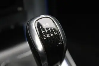 Volvo V40, 2.0, 88 kW, diesel, manual, front-wheel drive