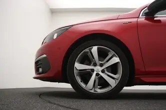 Peugeot 308, 1.5, 96 kW, дизель, автомат, передний привод