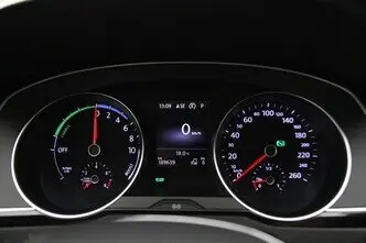 Volkswagen Passat, 1.4, 115 kW, plug-in hybrid, automatic, front-wheel drive