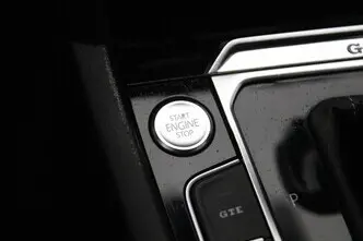 Volkswagen Passat, 1.4, 115 kW, plug-in hybrid, automatic, front-wheel drive