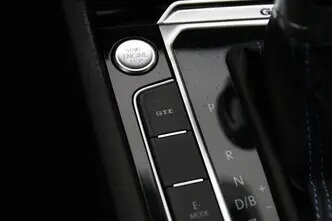 Volkswagen Passat, 1.4, 115 kW, plug-in hybrid, automatic, front-wheel drive