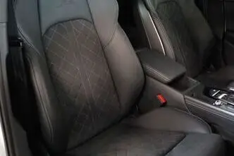 Audi RS 4 TFSI quattro, 2.9, 331 kW, petrol, automatic, four-wheel drive