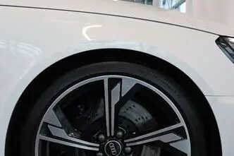 Audi RS 4 TFSI quattro, 2.9, 331 kW, petrol, automatic, four-wheel drive