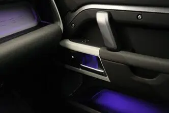 Land Rover Defender, 3.0, 147 kW, hybrid, automatic, four-wheel drive