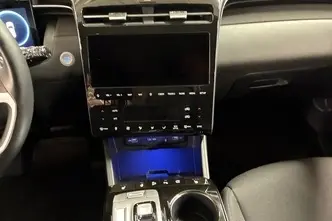 Hyundai Tucson, 1.6, 111 kW, hybrid, automatic, front-wheel drive