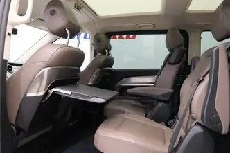 Mercedes-Benz V 300, 2.0, 174 kW, diesel, automatic, four-wheel drive