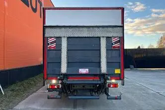 Volvo FL 250 4x2, 184 kW, diesel, automatic