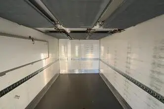 Volvo FL 250 4x2, 184 kW, diesel, automatic