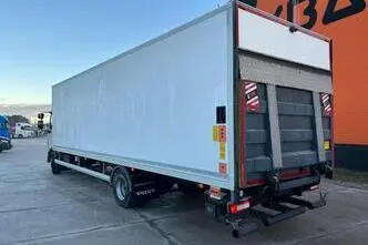 Volvo FL 210 4x2, 154 kW, diesel, automatic