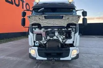 Volvo FL 210 4x2, 154 kW, diesel, automatic