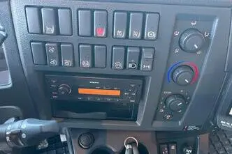 Volvo FL 210 4x2, 154 kW, diesel, automatic