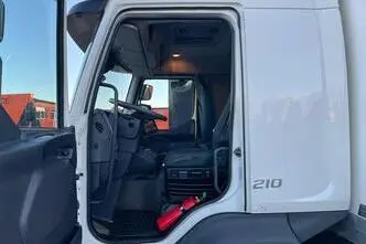 Volvo FL 210 4x2, 154 kW, diesel, automatic