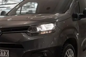 Toyota Proace City, 1.2, 81 kW, bensiin, manuaal, esivedu