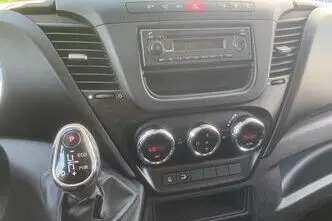 Iveco Daily, 2.3, 115 kW, дизель, автомат, задний привод