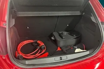 Peugeot 208, elekter, automaat, esivedu