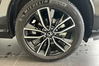 Honda HR-V, 1.5, 79 kW, hybrid, automatic, front-wheel drive